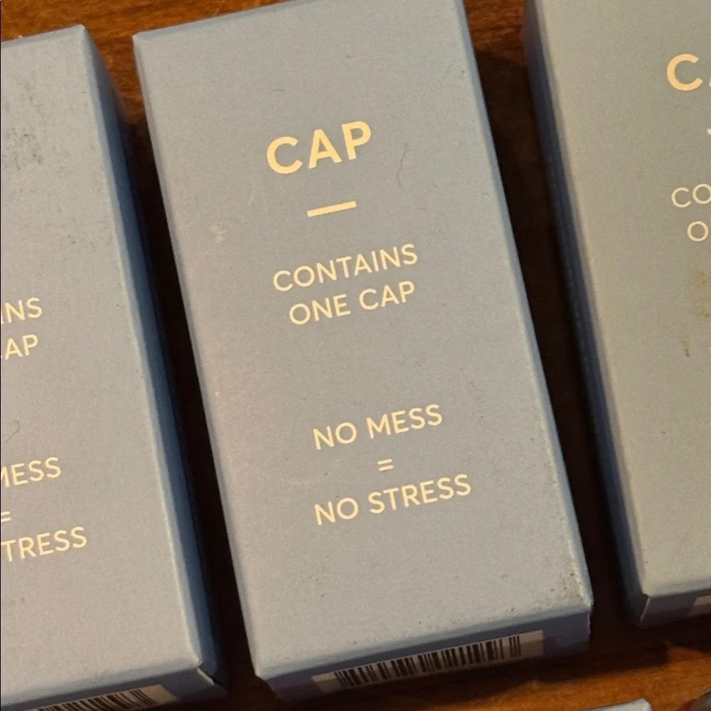 NIP Madison Reed Lot of 19 10 Caps 8 Barrier Cream 1 Cleansing Wipe New!!